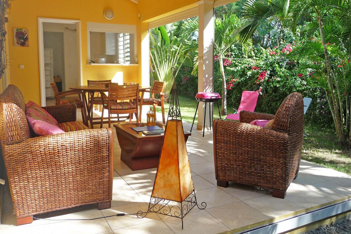 Rental villa Guadeloupe - Villa Alamanda living room terrace