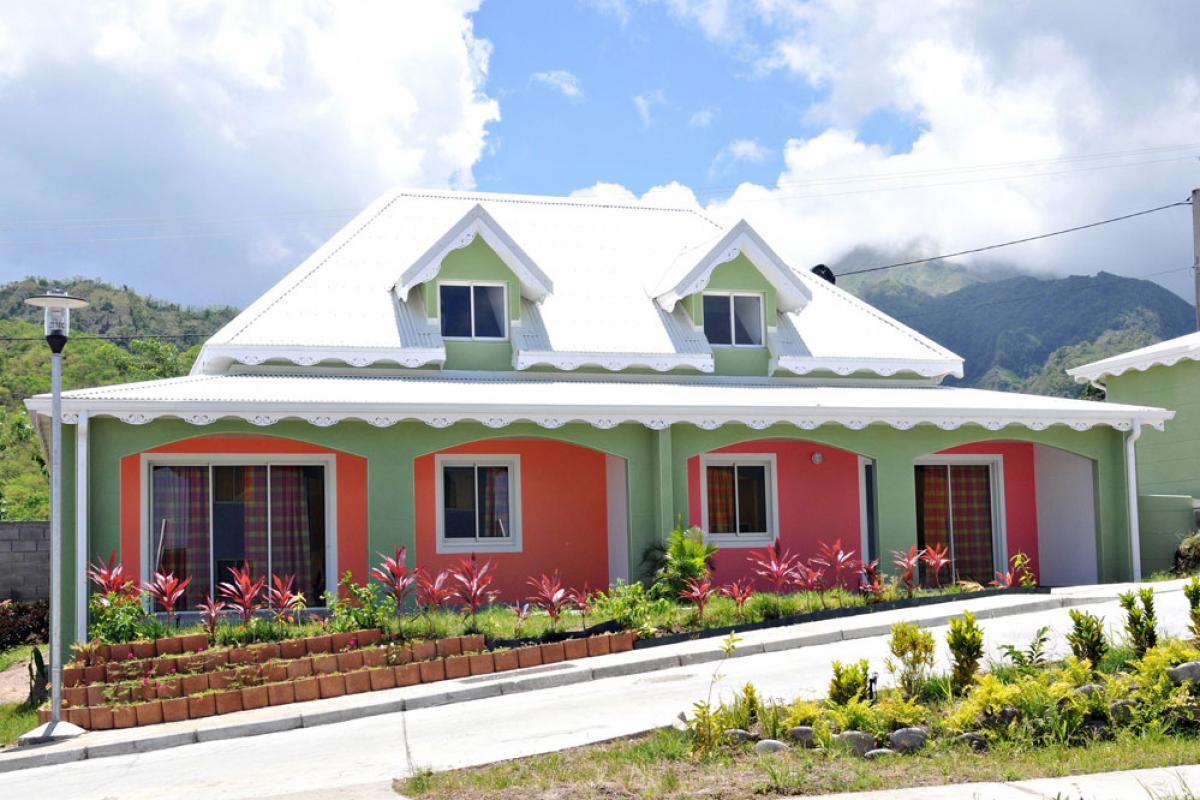 House with F3