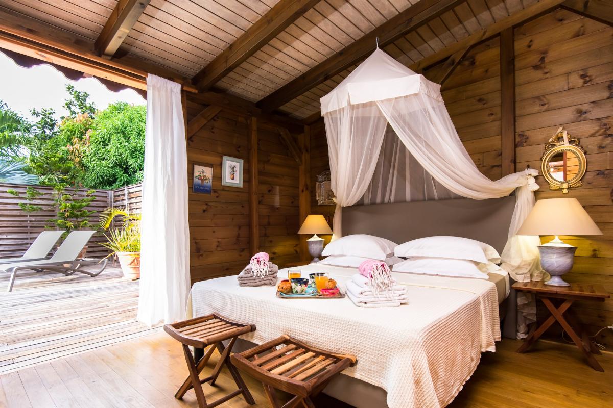 Location villa Bouillante Guadeloupe - Chambre 1 vue d'ensemble