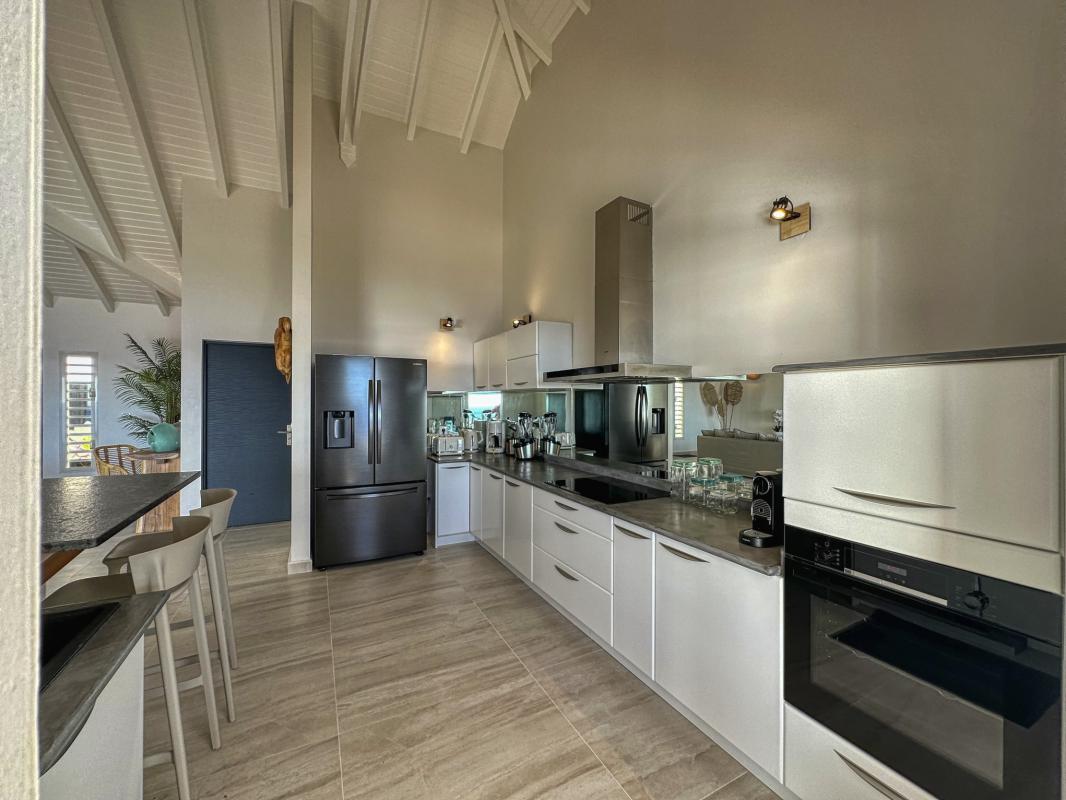 A louer villa face Ilets Pigeon Bouillante Guadeloupe_ Cuisine