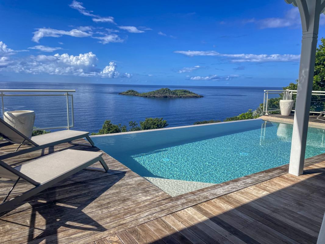 A louer villa face Ilets Pigeon Bouillante Guadeloupe_ Piscine 