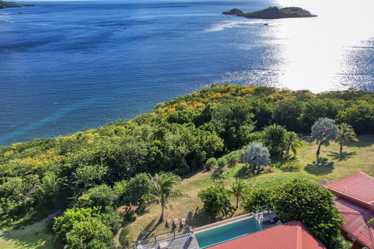 A louer villa face Ilets Pigeon Bouillante Guadeloupe_ Vue d'ensemble