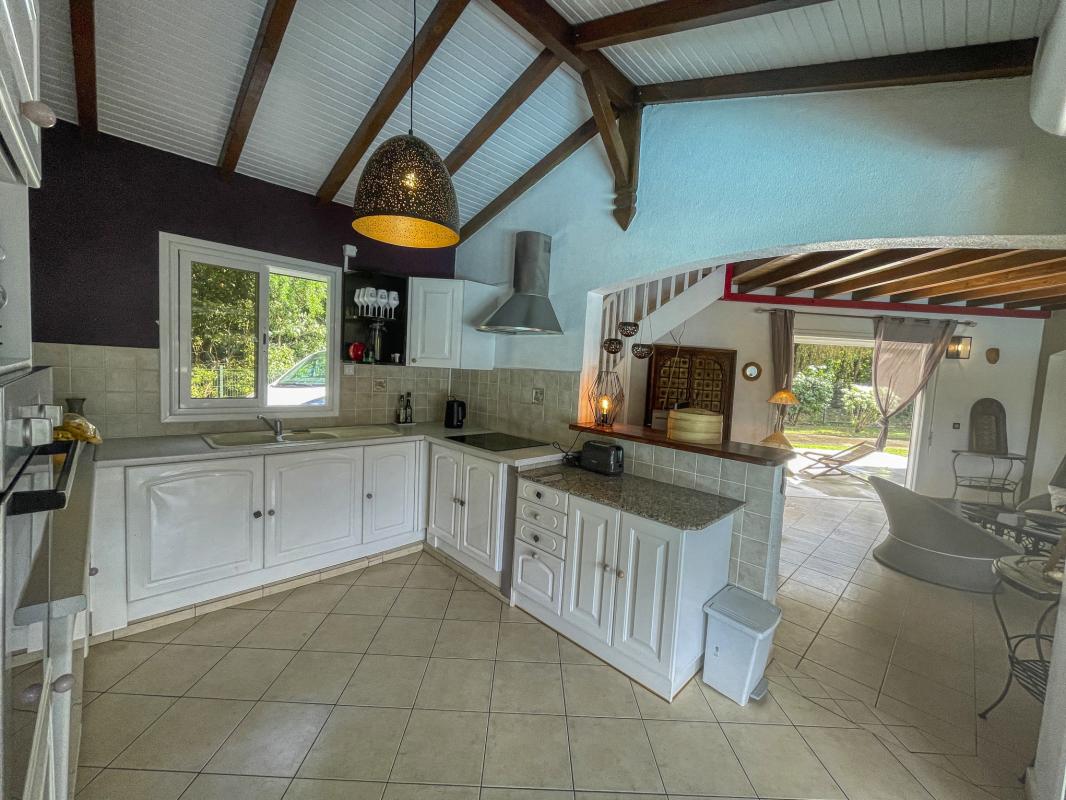 Location villa Bouillante Guadeloupe-cuisine