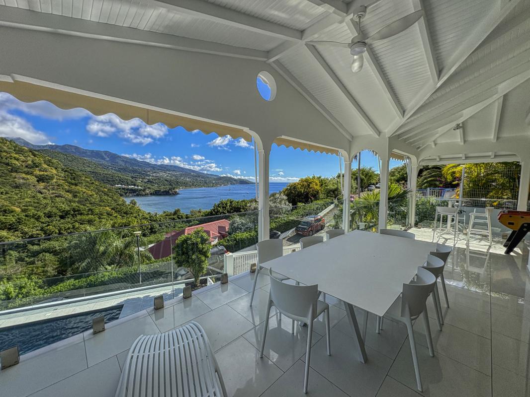 Location villa piscine Bouillante Guadeloupe_Terrasse