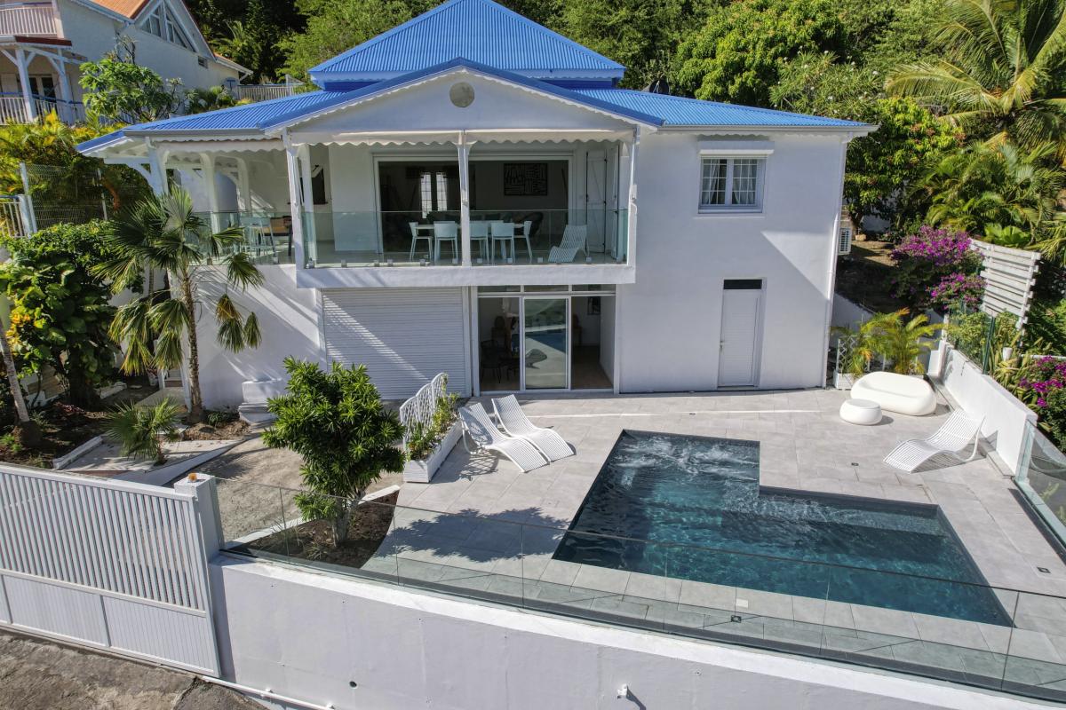 Location villa piscine Bouillante Guadeloupe_Vue ensemble