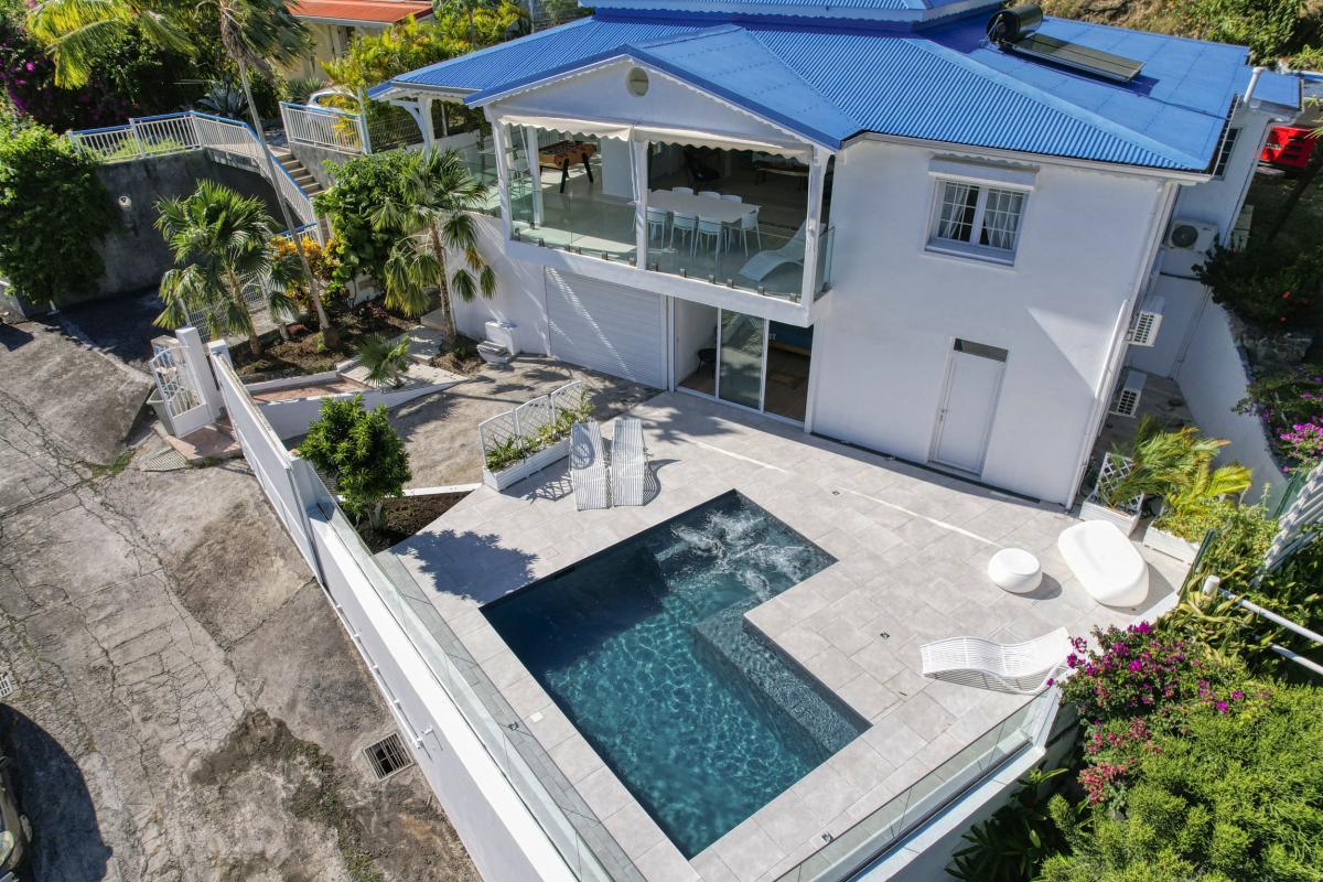 Location villa piscine Bouillante Guadeloupe_Vue ensemble