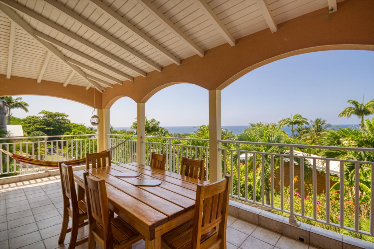 Location villa Corossol 3 chambres avec piscine et vue mer à Deshaies