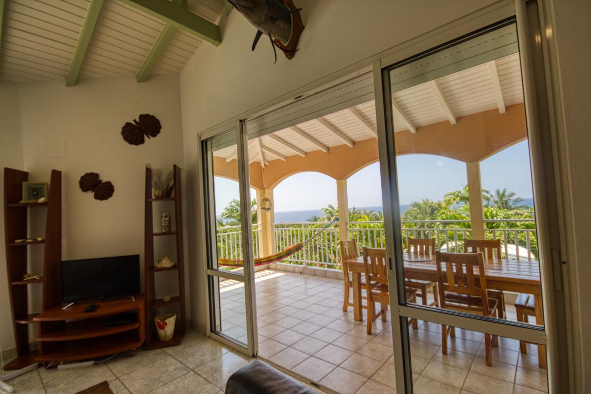 Location villa Corossol 3 chambres avec piscine et vue mer à Deshaies