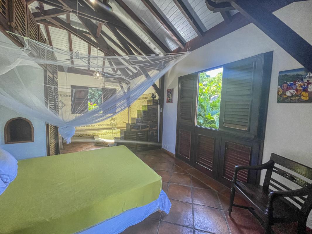 Location villa avec piscine Desahies Guadeloupe_ Chambre 1 