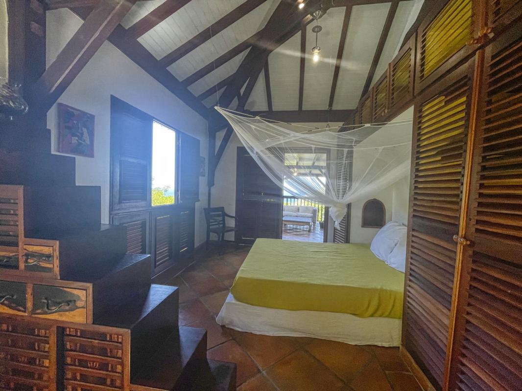 Location villa avec piscine Desahies Guadeloupe_ Chambre 1 