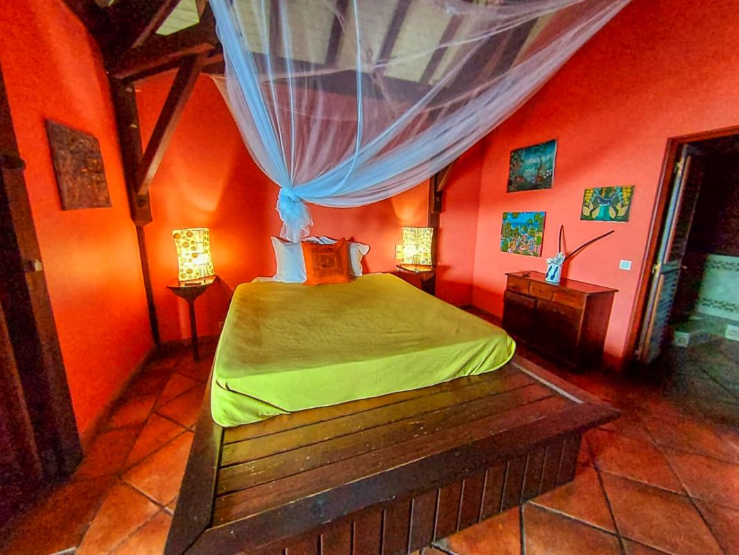 Location villa coluche pour 11 personnes avec vue mer dans jardin botanique deshaies guadeloupe
