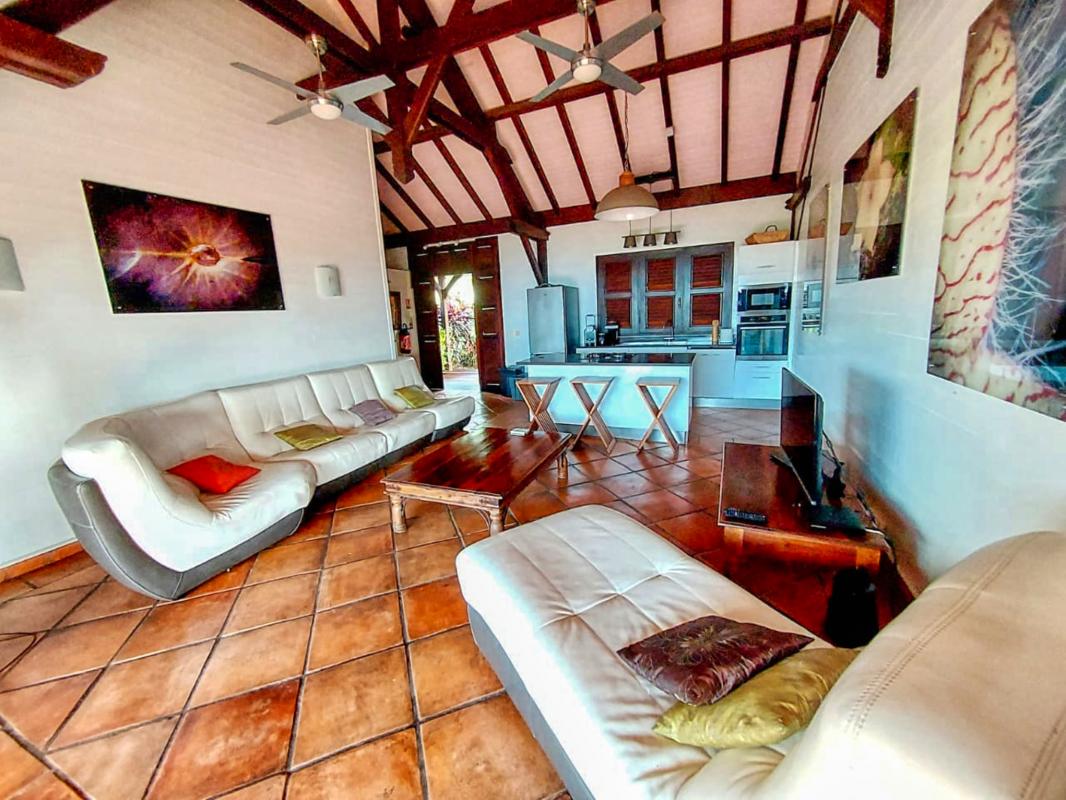 Location villa coluche pour 11 personnes avec vue mer dans jardin botanique deshaies guadeloupe