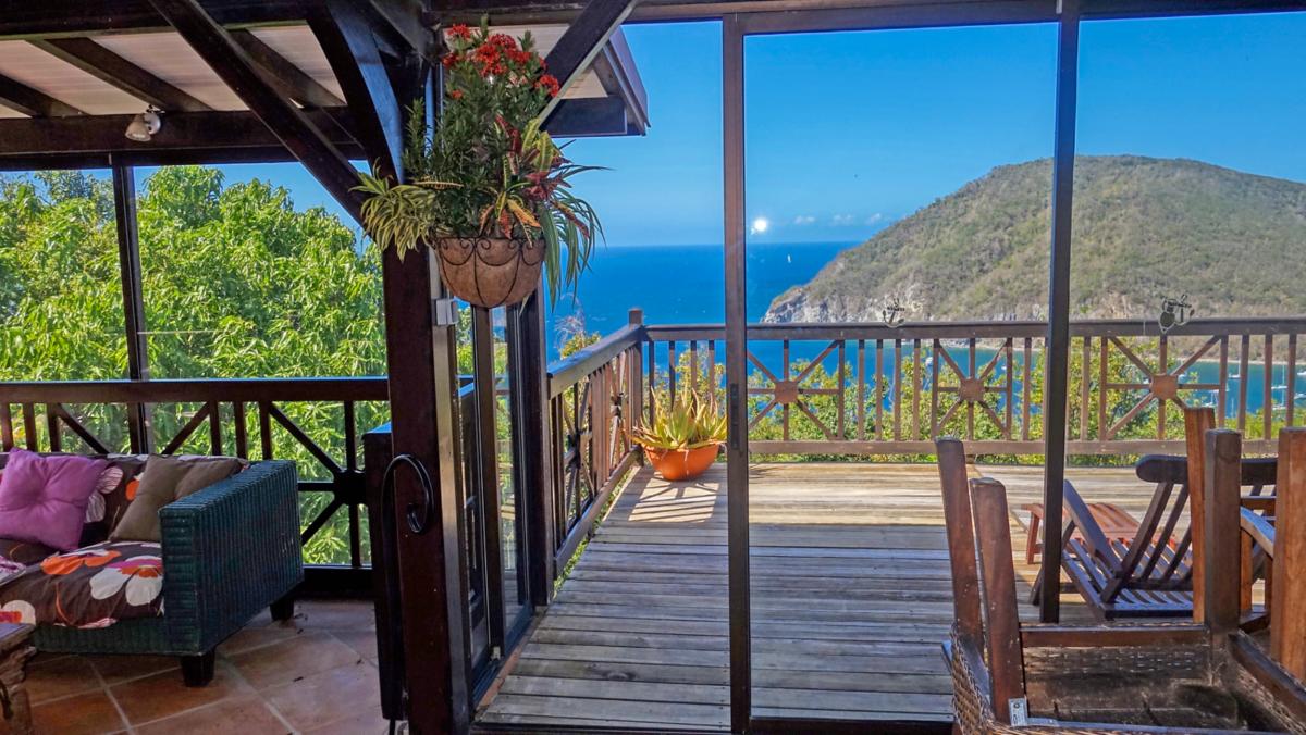 Location villa coluche pour 11 personnes avec vue mer dans jardin botanique deshaies guadeloupe