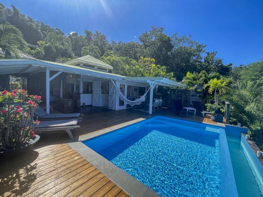 Location villa avec piscine Deshaies Guadeloupe_ Piscine