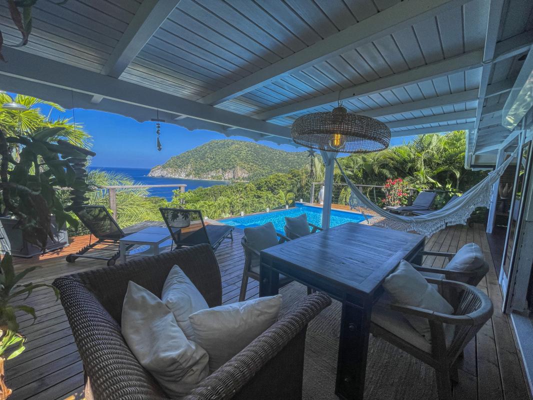 Location villa avec piscine Deshaies Guadeloupe_ Terrasse