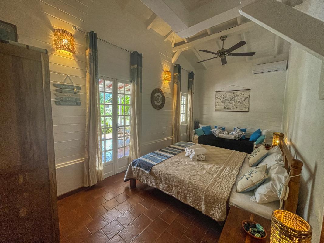 Location Villa 12 personnes Deshaies Guadeloupe-chambre rdc