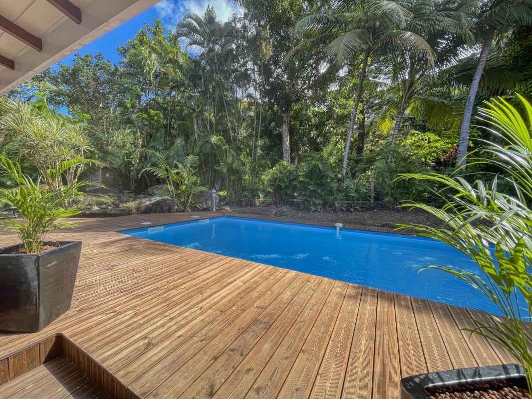 Location Villa 12 personnes Deshaies Guadeloupe-piscine