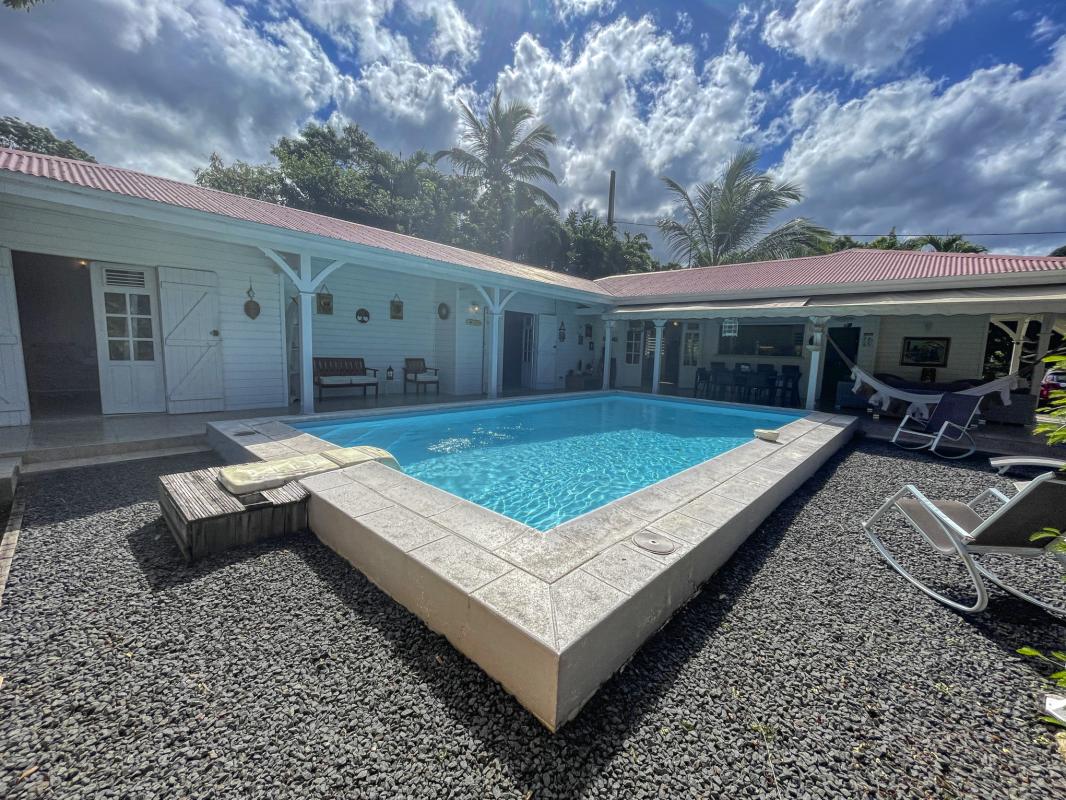 Location Villa 6 personnes Deshaies Guadeloupe-piscine