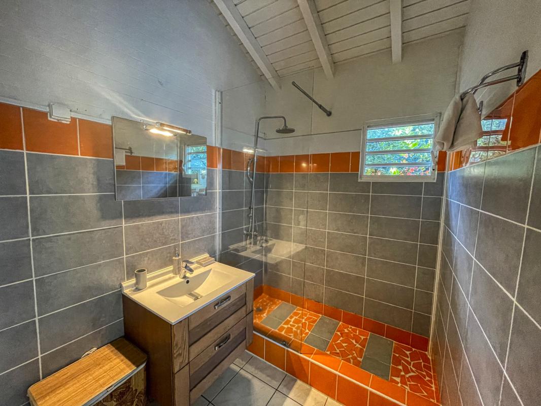 Location Villa 6 personnes Deshaies Guadeloupe-salle de douche