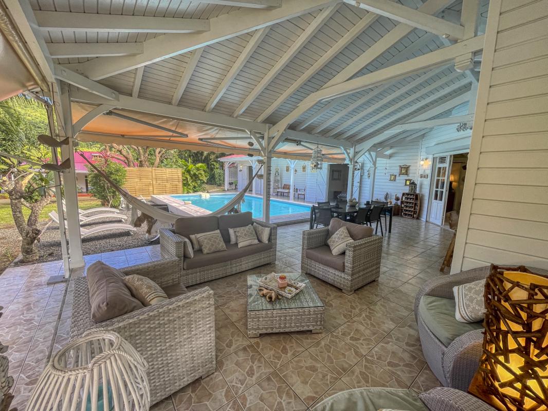 Location Villa 6 personnes Deshaies Guadeloupe-salon exterieur