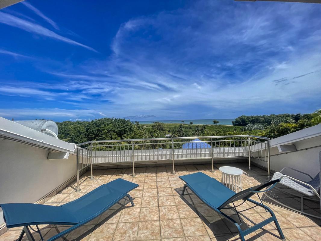 Location villa de standing vue mer à Deshaies proximité plage pour 12 personnes