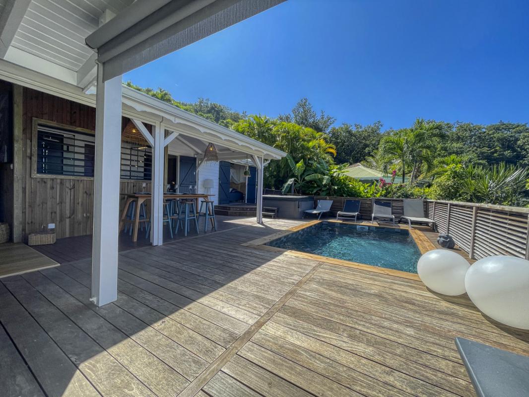 Location Villa 3 chambres Deshaies Guadeloupe-piscine
