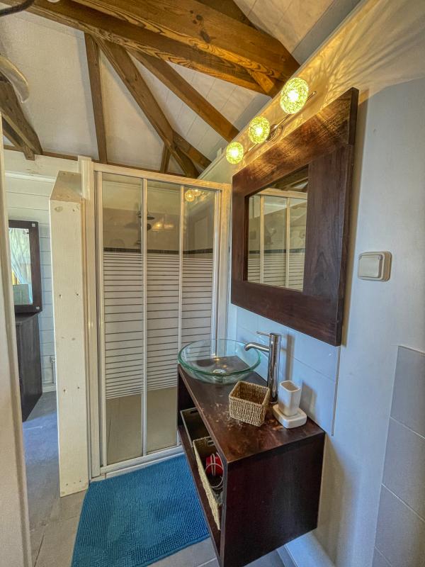 Location Villa 3 chambres Deshaies Guadeloupe-salle de douche