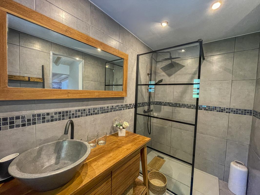 Location Villa 3 chambres Deshaies Guadeloupe-salle de douche