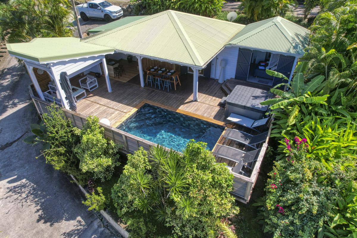 Location Villa 3 chambres Deshaies Guadeloupe-vue hauteur