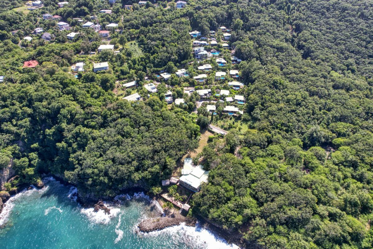 Location Villa 3 chambres Deshaies Guadeloupe-vue hauteur