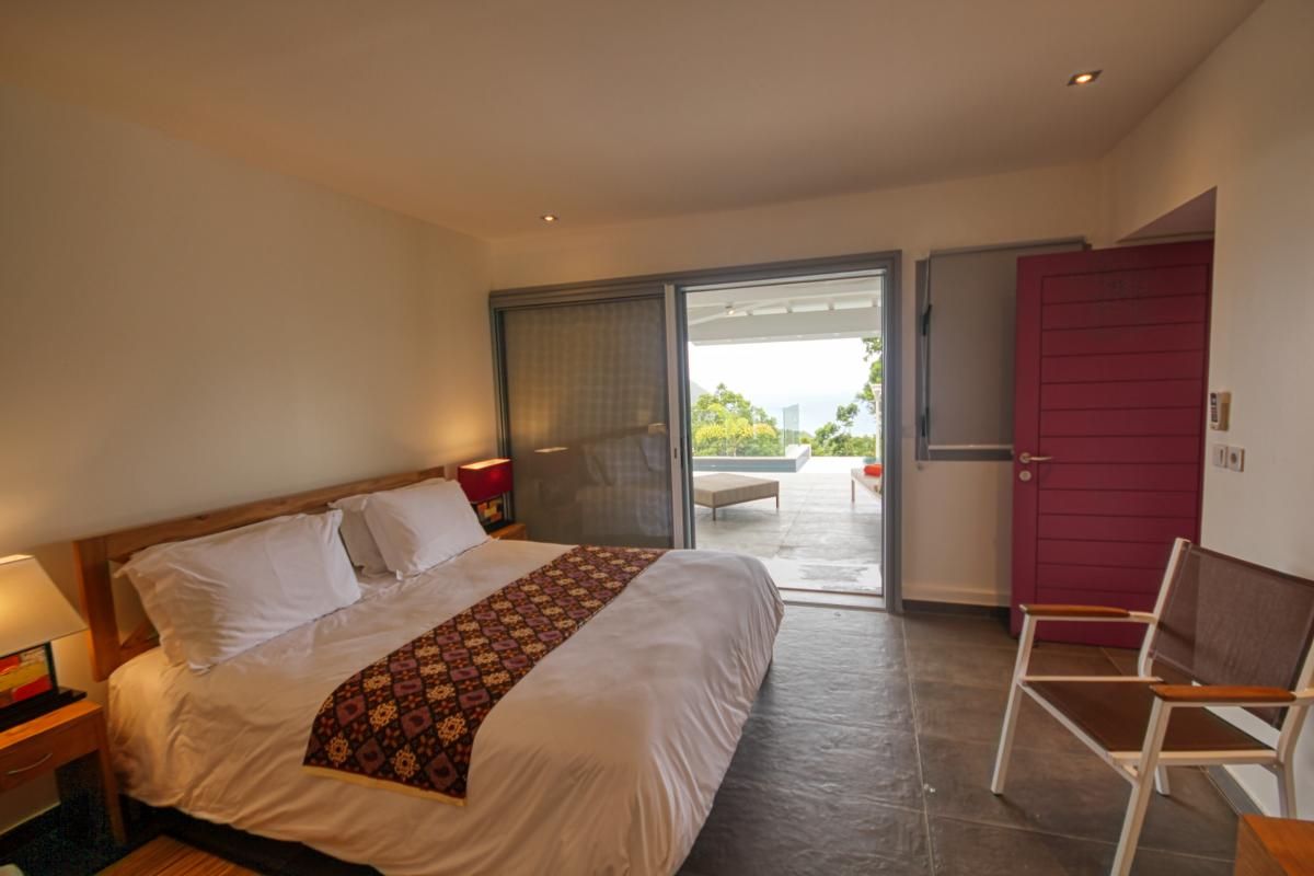 Villa for rent in Guadeloupe swimming pool and sea view - Bedroom 1