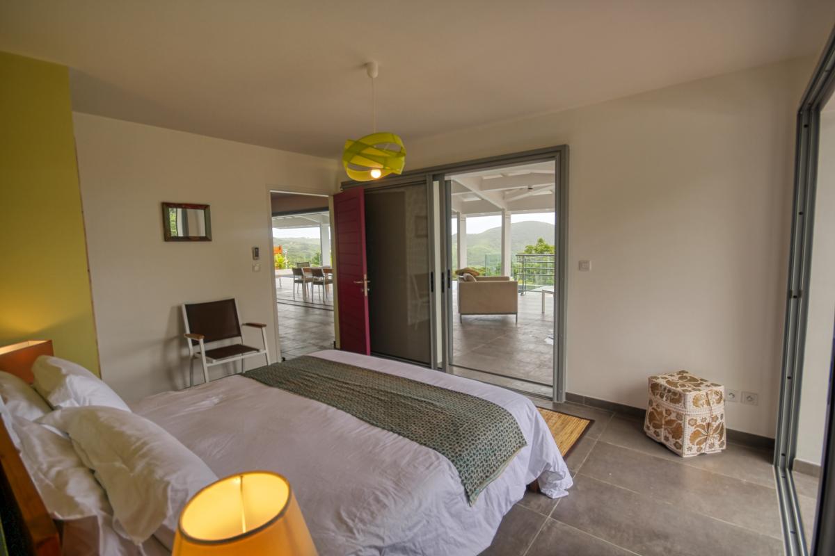 Villa à louer en Guadeloupe piscine et vue sur la mer - Chambre 3