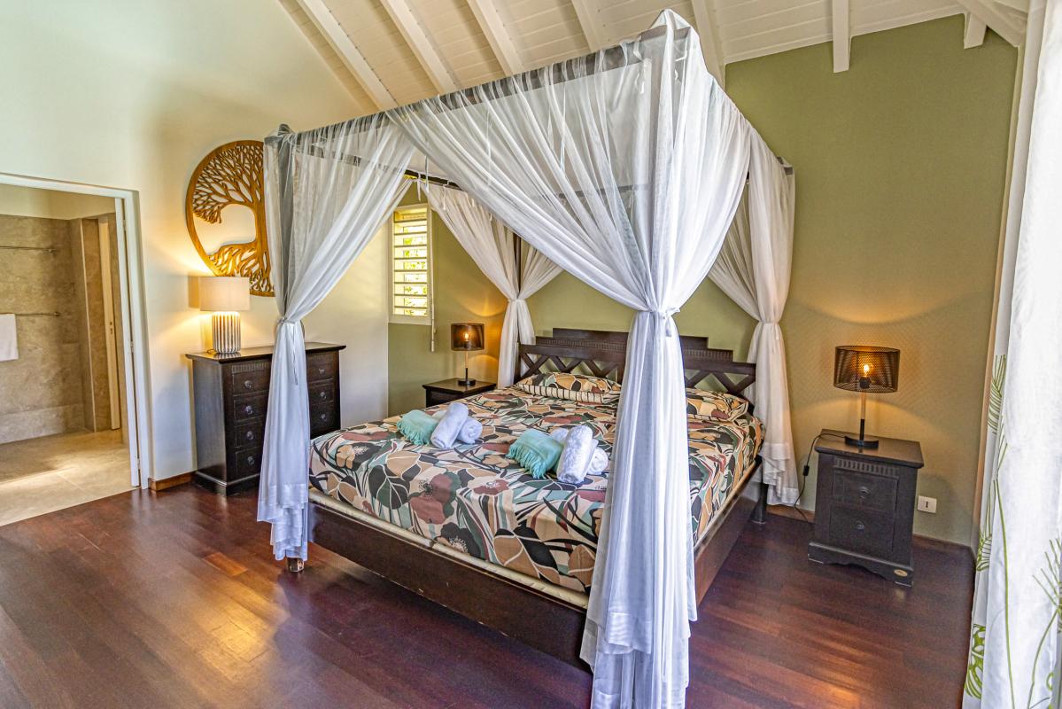 15. Location villa vue mer piscine Deshaies Guadeloupe_Suite Vue Mer des Caraibes