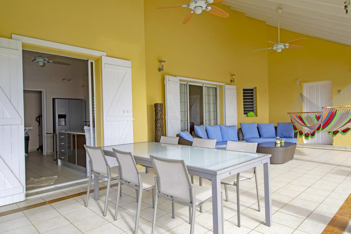 Guadeloupe à Deshaies, location villa avec piscine et vue mer pour 6 personnes