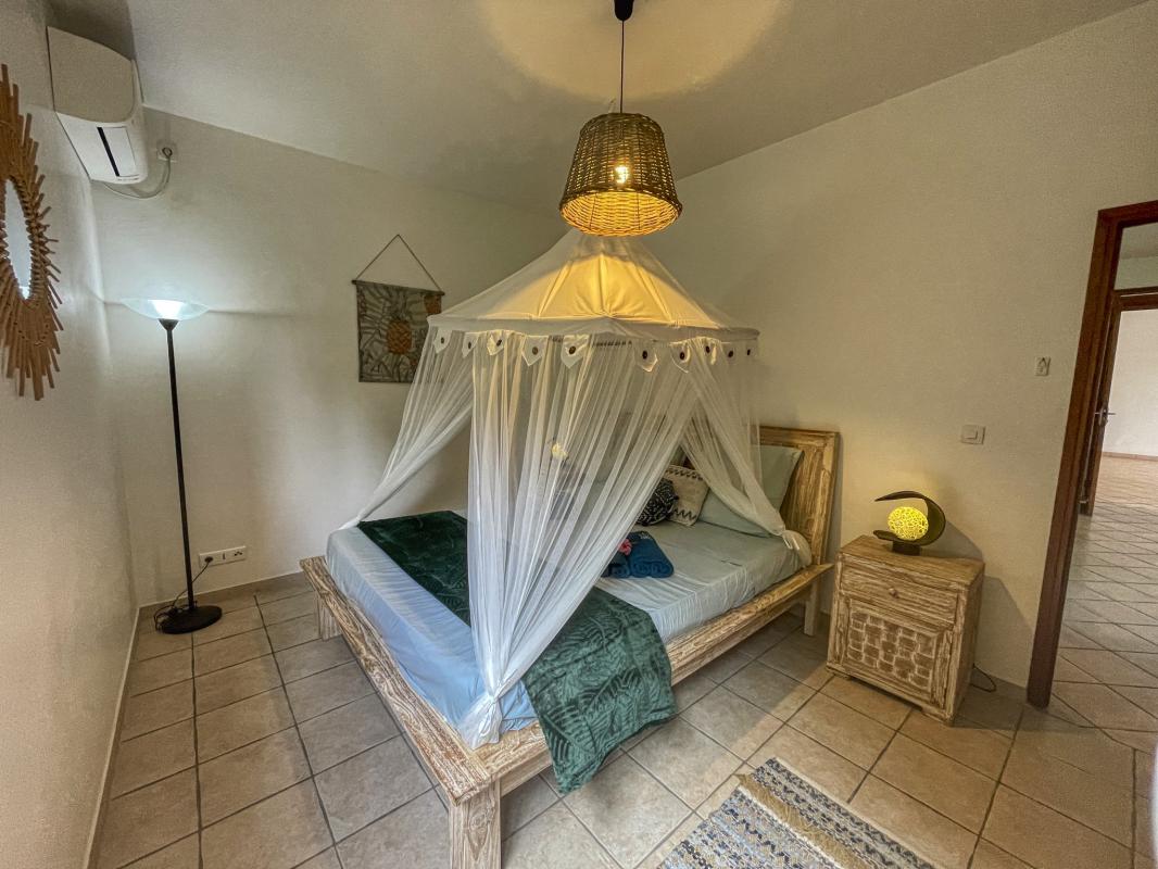 Villa avec piscine à Deshaies en Guadeloupe - Chambre 2 rdc