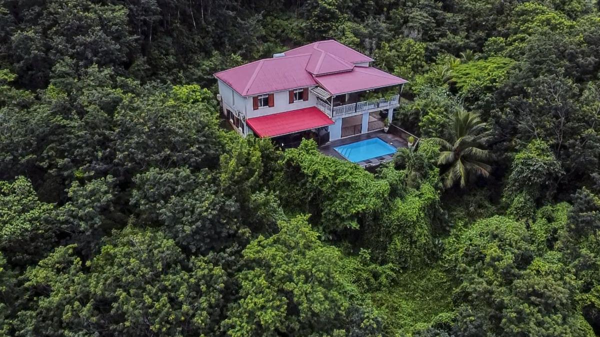 Villa avec piscine à Deshaies en Guadeloupe - Vue du ciel
