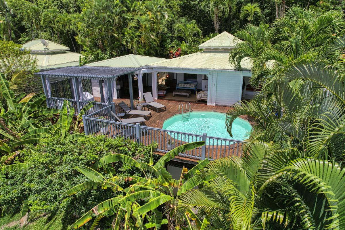 Location Villa vue mer Deshaies Guadeloupe-ensemble