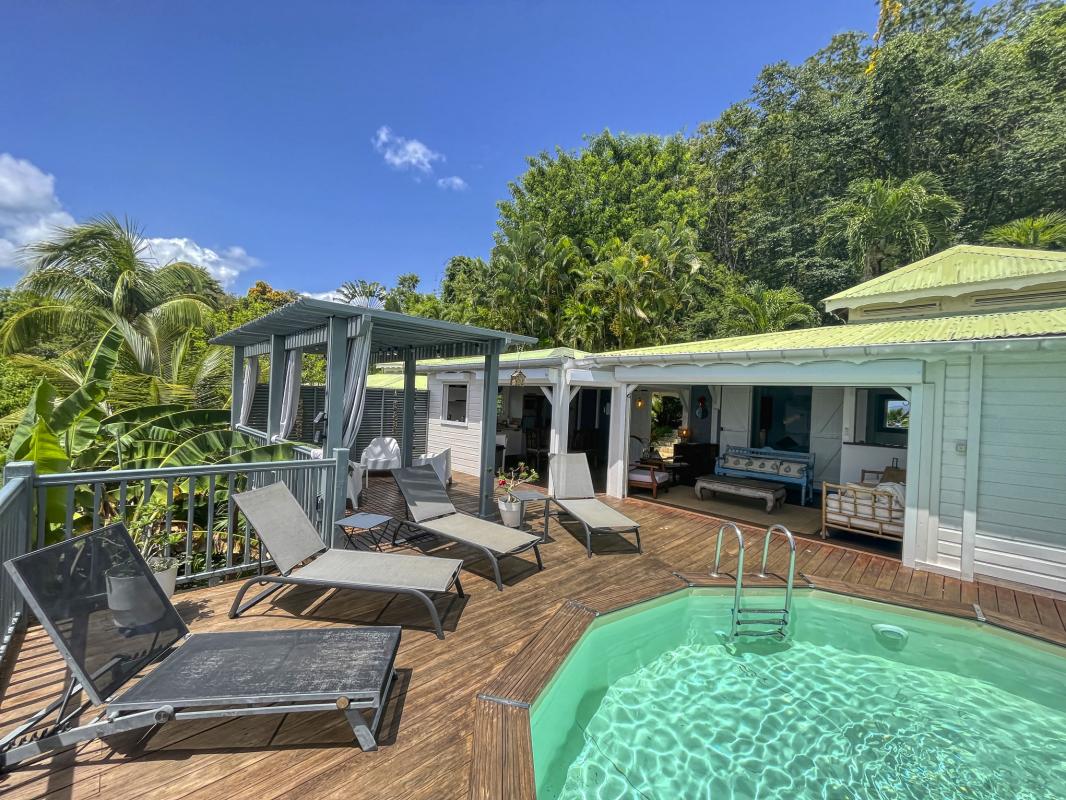 Location Villa vue mer Deshaies Guadeloupe-ensemble