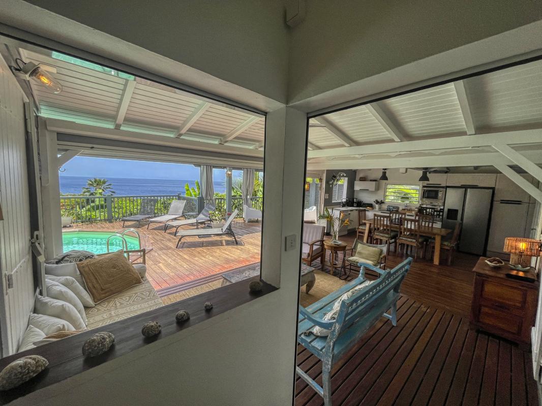 Location Villa vue mer Deshaies Guadeloupe-pièce principale