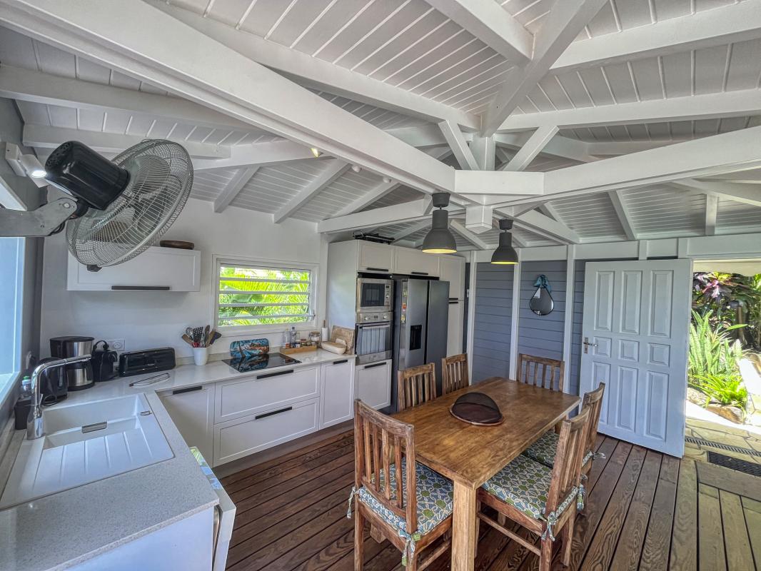 Location Villa vue mer Deshaies Guadeloupe-pièce principale