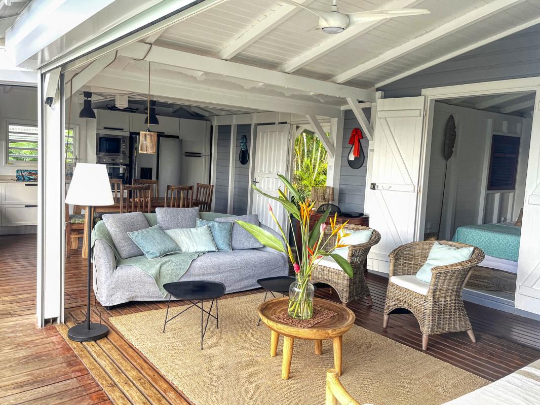 Location Villa vue mer Deshaies Guadeloupe-pièce principale