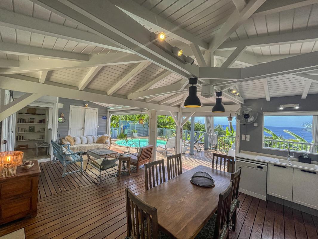 Location Villa vue mer Deshaies Guadeloupe-pièce principale