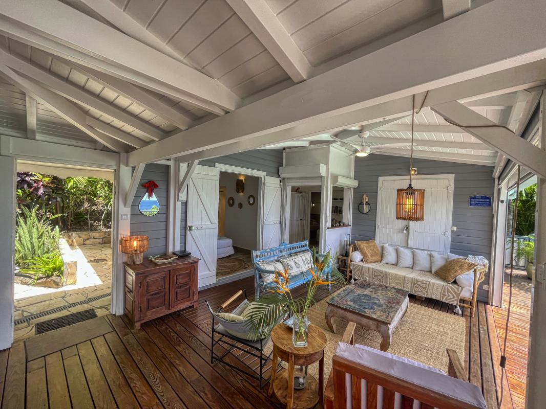 Location Villa vue mer Deshaies Guadeloupe-pièce principale