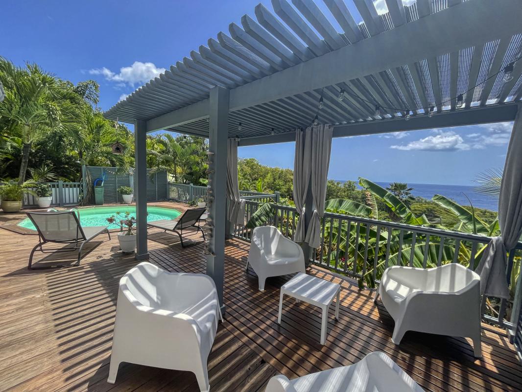 Location Villa vue mer Deshaies Guadeloupe-terrasse