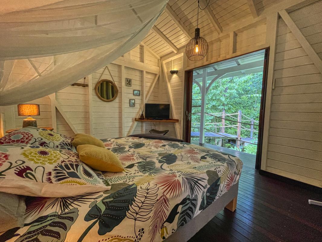 A louer Bungalow 1 chambre Deshaies Guadeloupe_ Chambre 