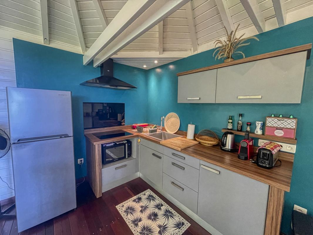 A louer Bungalow 1 chambre Deshaies Guadeloupe_ Cuisine 