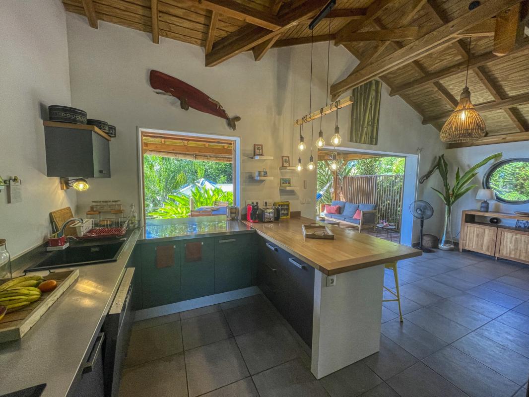 A louer villa 8 personnes Deshaies Guadeloupe_ Cuisine 