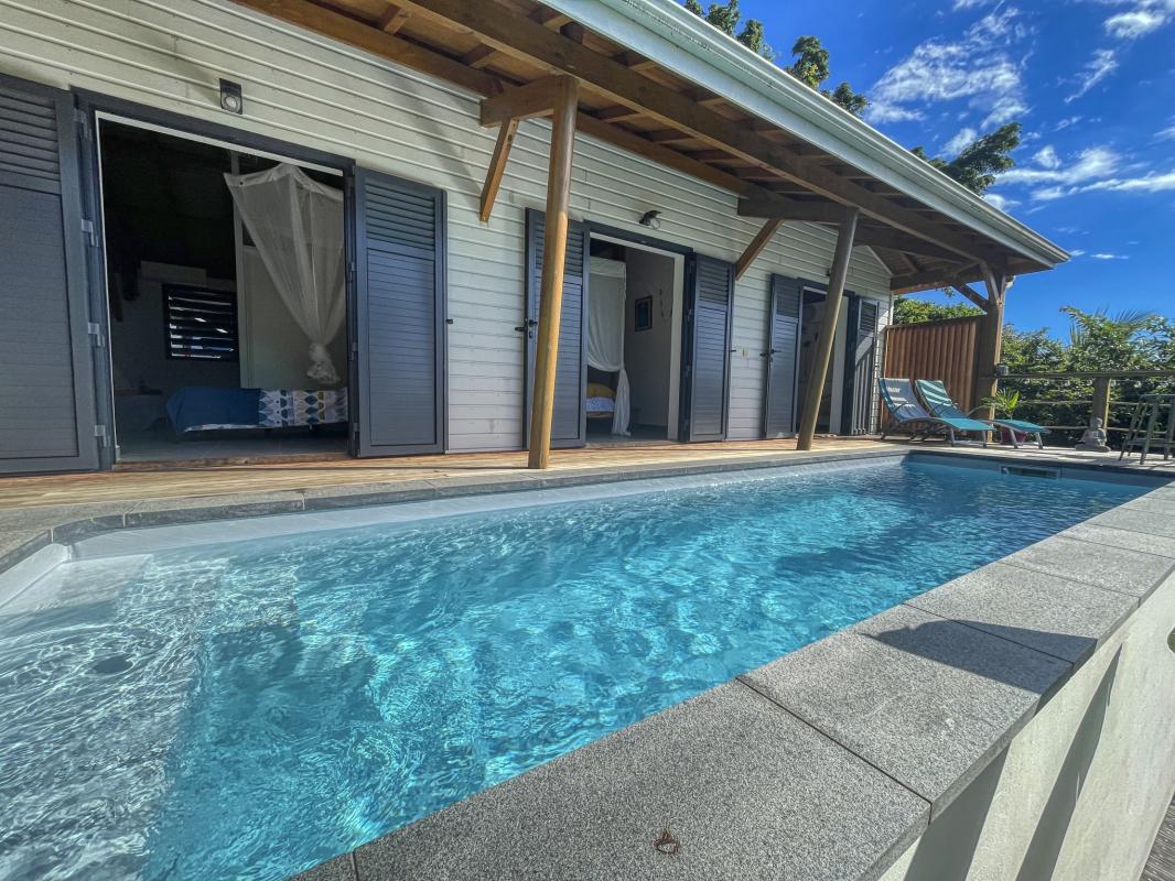 A louer villa 8 personnes Deshaies Guadeloupe_ Piscine