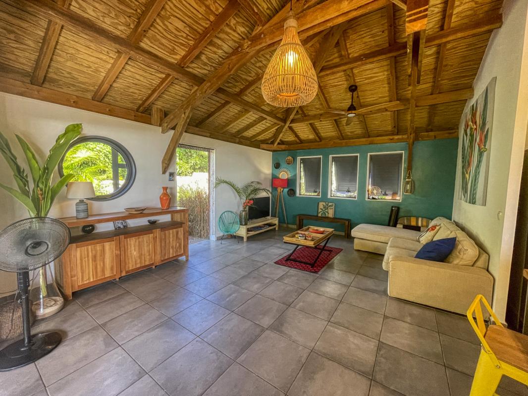 A louer villa 8 personnes Deshaies Guadeloupe_ Salon 