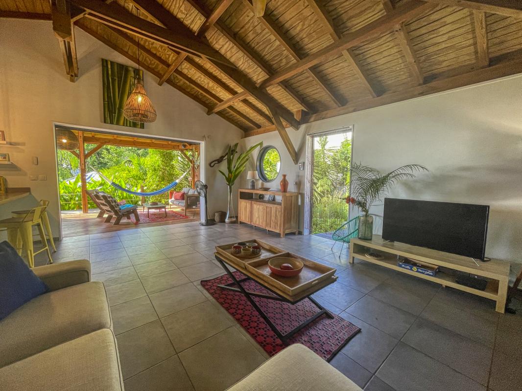 A louer villa 8 personnes Deshaies Guadeloupe_ Salon 
